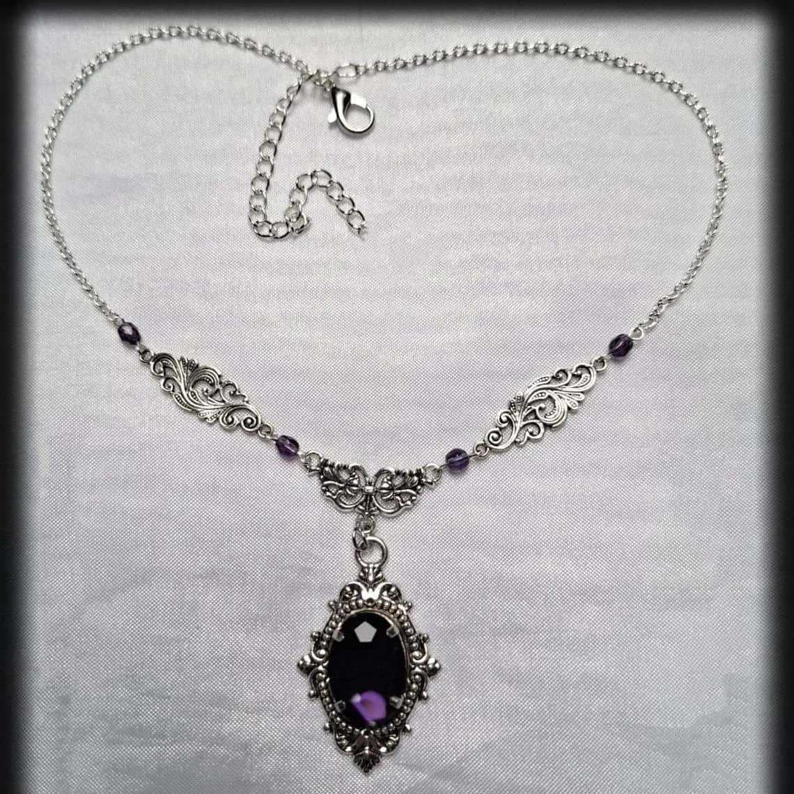 Purple Magic Water Drop Neckla - Women'S Victorian Accessories recension och pris