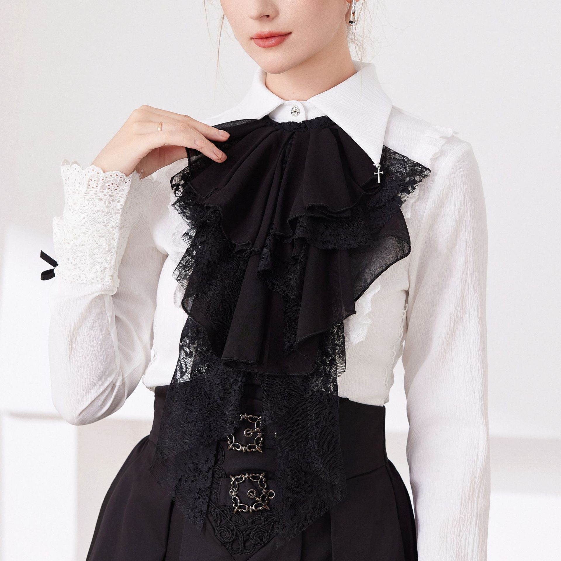 Victorian Jabot for Women Men  - Women'S Victorian Accessories recension och pris